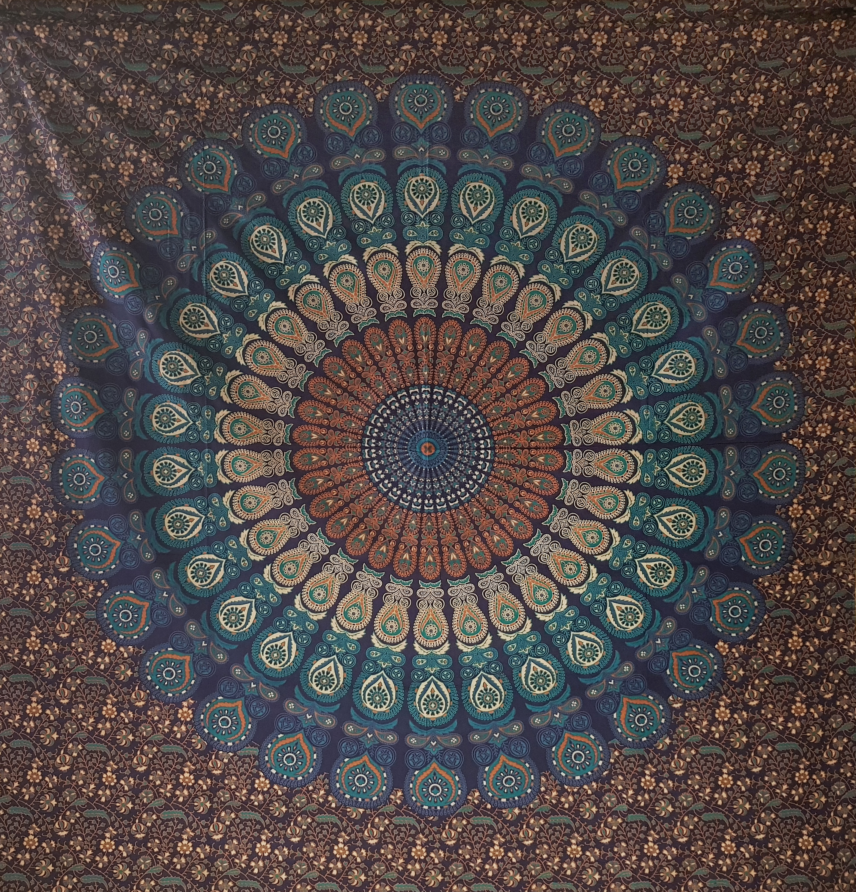 TAPESTRY MANDALA